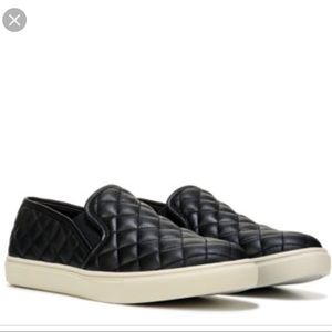 Steve Madden black slip on shoes